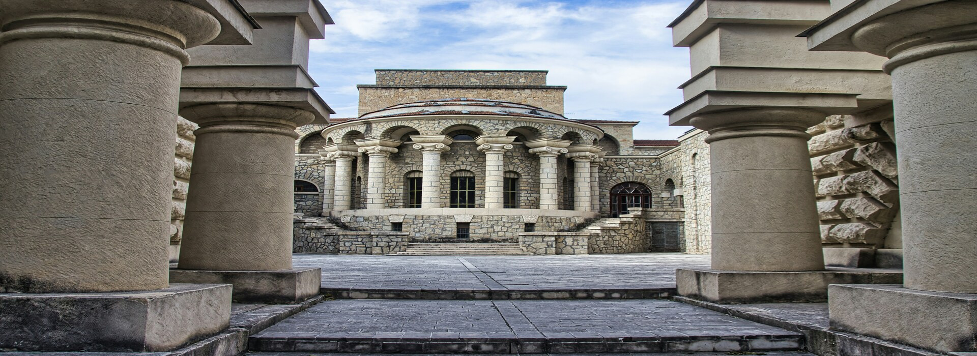Step Back in Time: Visit the Best Historical Sites in the World ...